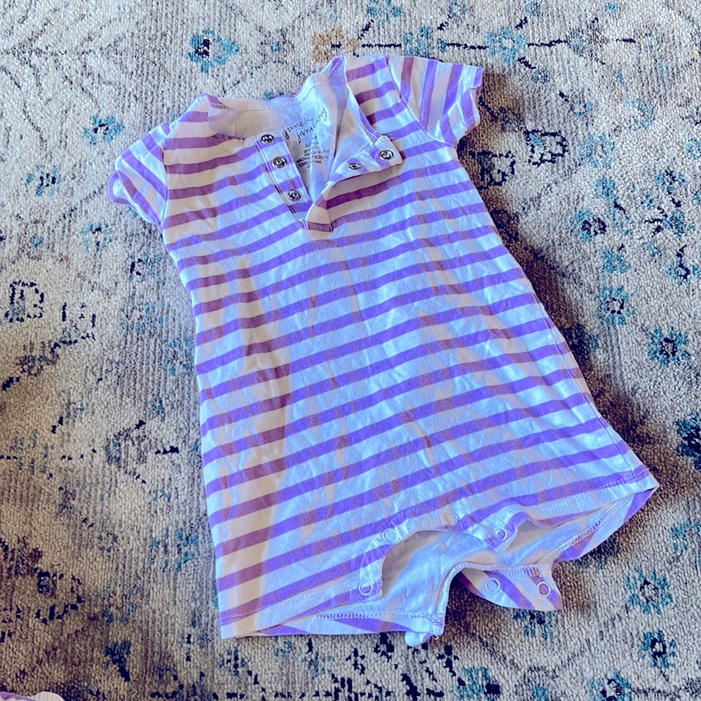 June & January 6-12M Purple & White Striped Shortie Romper; GUC